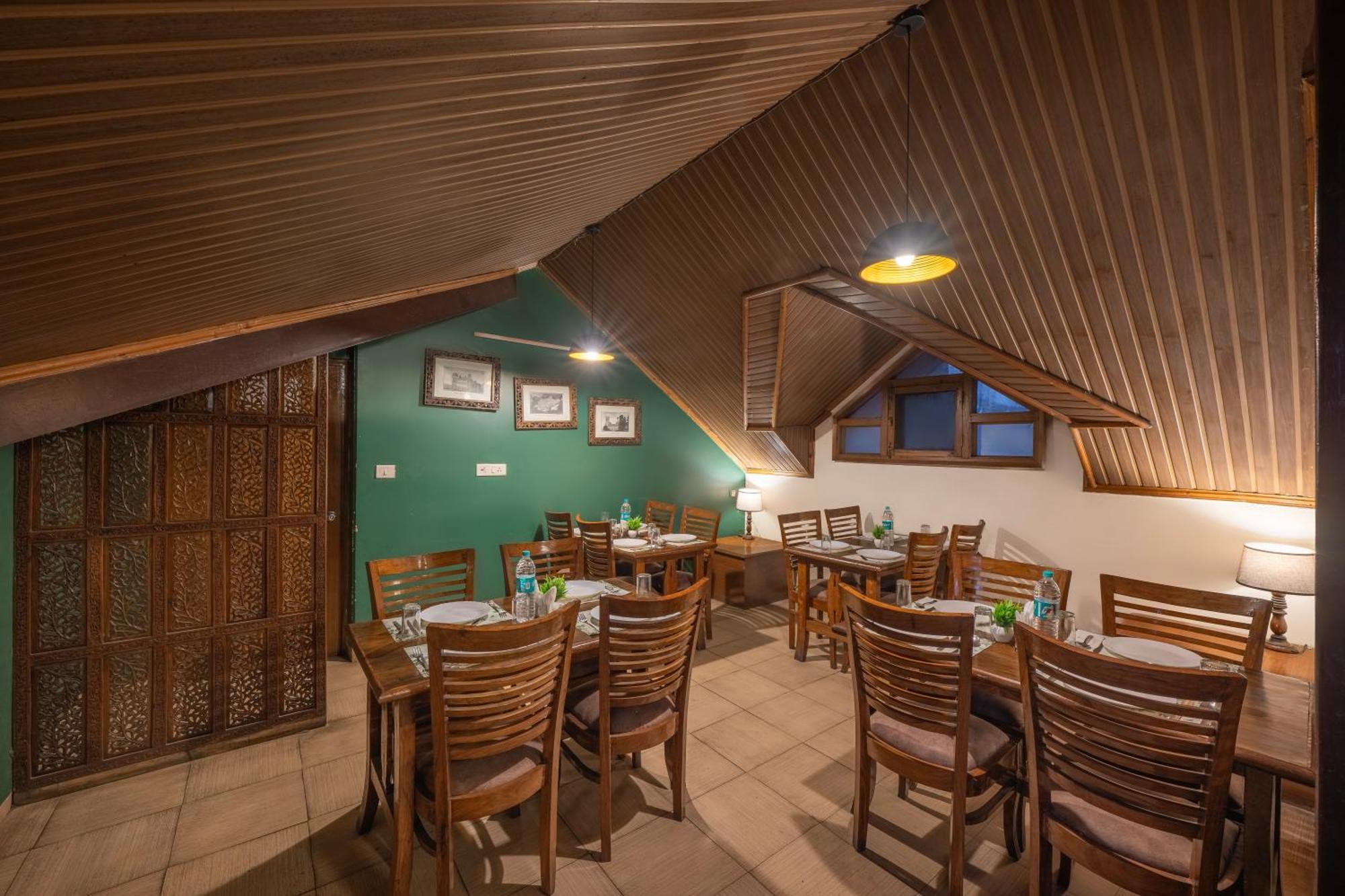 Wingait Inn - Hotel Near Mall Road Shimla Exteriör bild