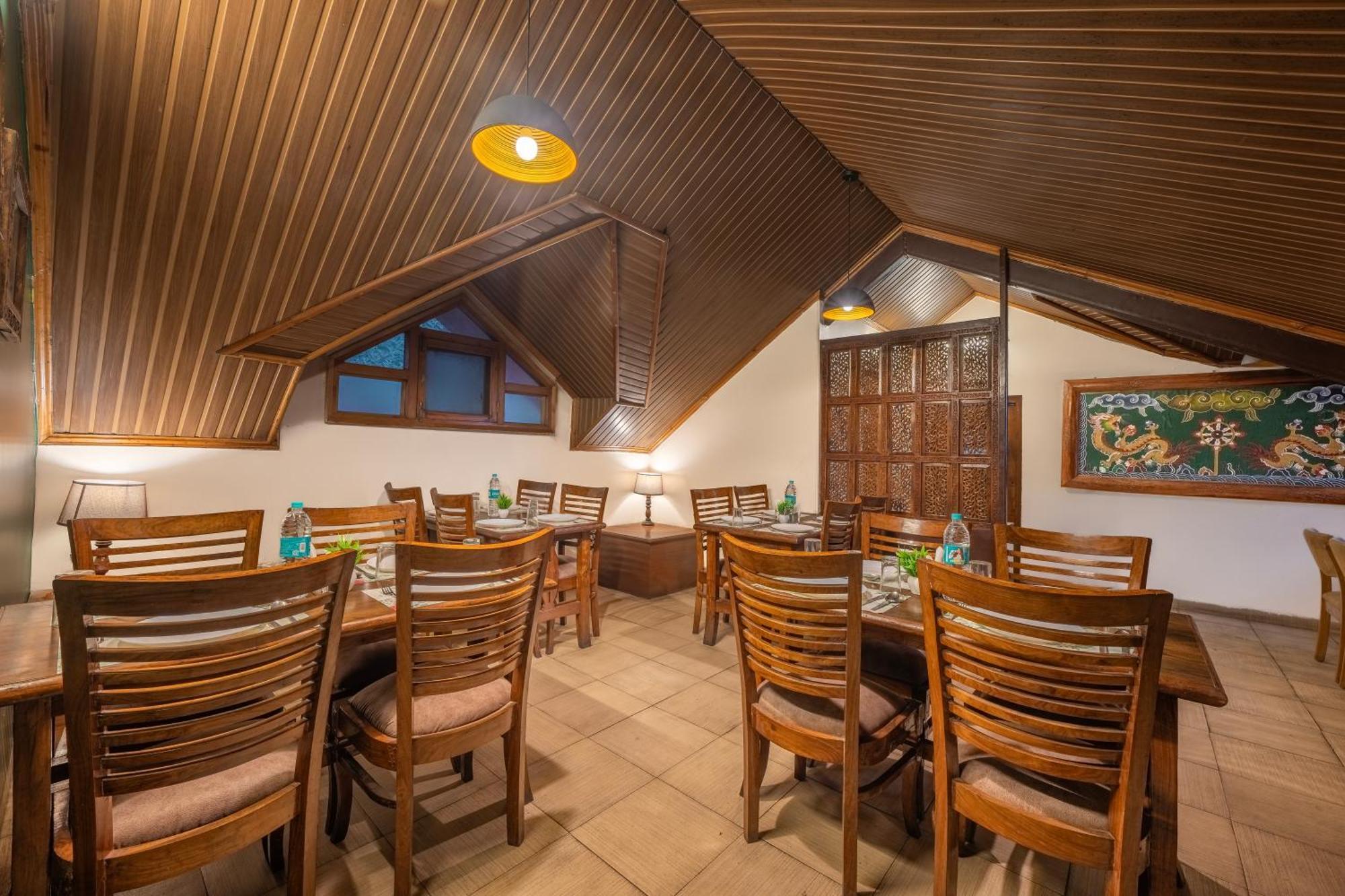 Wingait Inn - Hotel Near Mall Road Shimla Exteriör bild