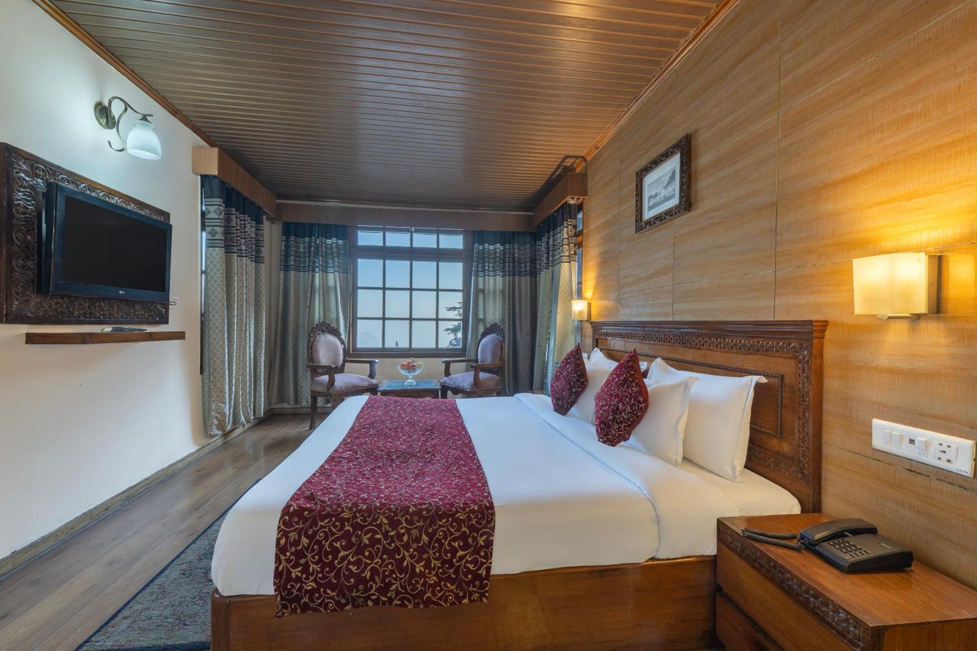 Wingait Inn - Hotel Near Mall Road Shimla Exteriör bild