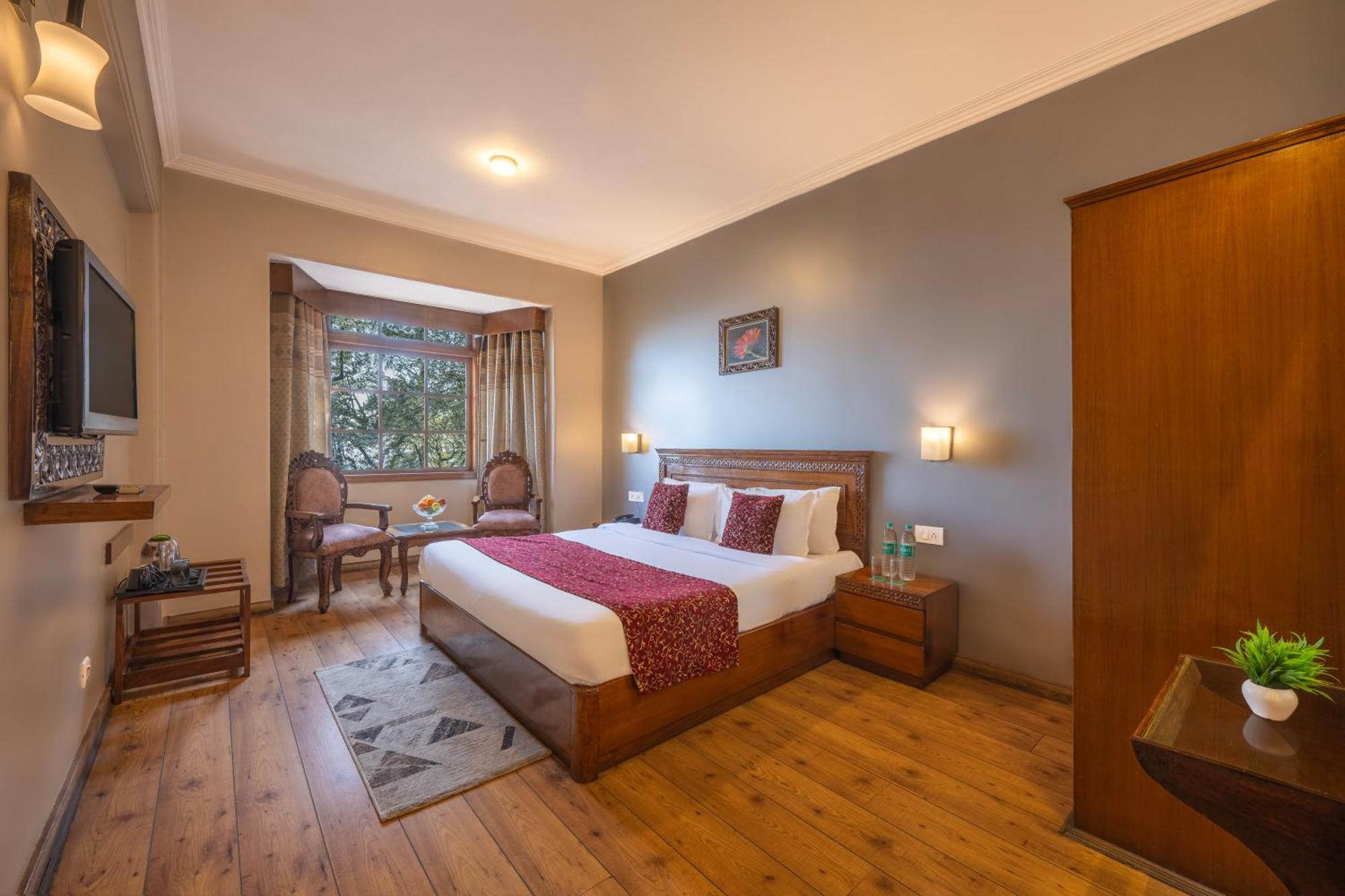 Wingait Inn - Hotel Near Mall Road Shimla Exteriör bild